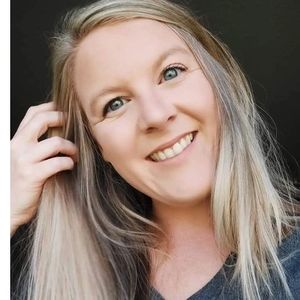 Meet your Posher, Carlee